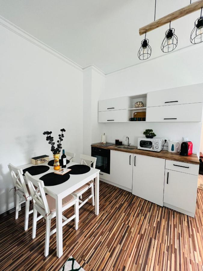 Apartament In Regim Hotelier King Mediaş エクステリア 写真